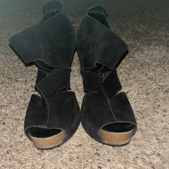 Pedro Garcia Charlie Women's Black Suede Peep Toe Cut Out Booties Size 40 1/2 - Picture 4 of 9